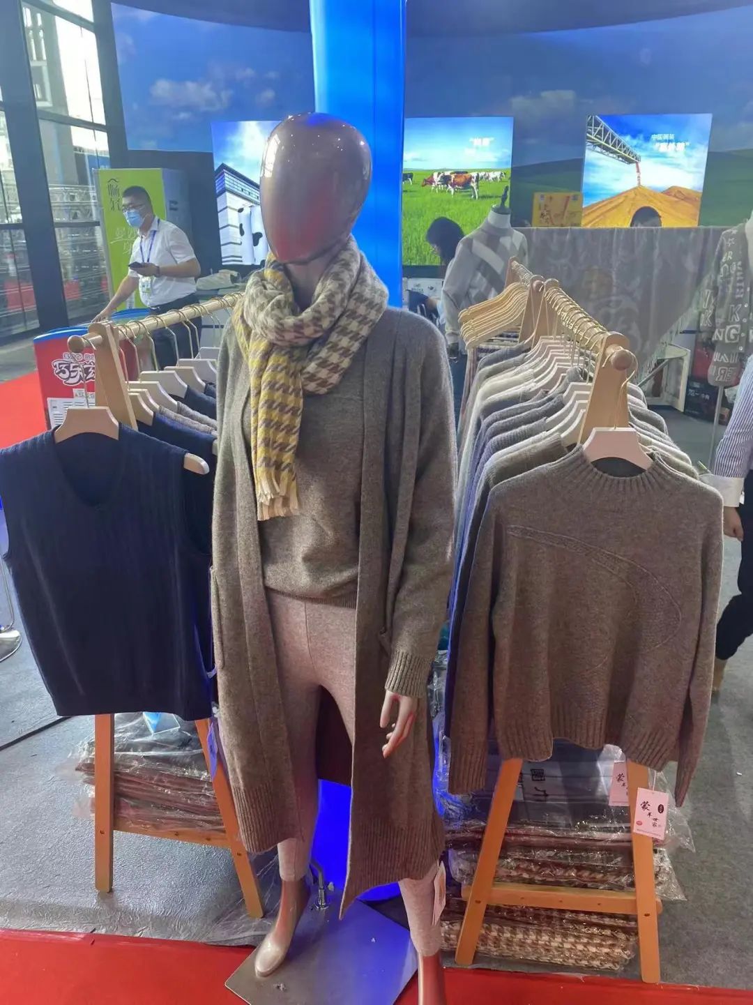 1663339348575037431.jpg 15.jpg